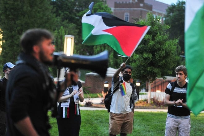 انضمام جامعات جديدة للمظاهرات المتضامنة مع فلسطين