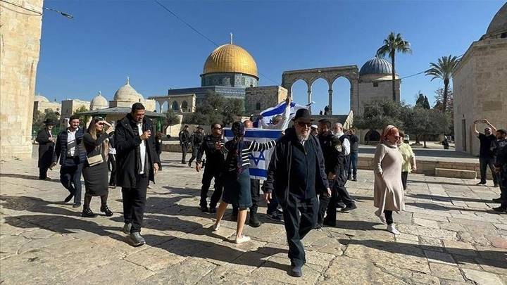 حماس تُحذر من المخططات الإسرائيلية بالمسجد الأقصى تزامناً مع أعياد اليهود