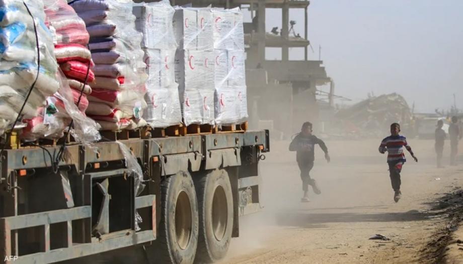 الجيش الاسرائيلي يغلق معابر غزة ويمنع إدخال المساعدات والبضائع