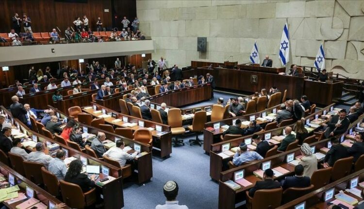 الكنيست يصادق على قانون جديد لاستهداف أموال المقاصة