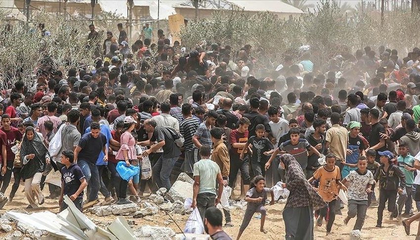 العشرات يُقتلون في مواقع توزيع المساعدات التي تدعمها الولايات المتحدة وإسرائيل في غزة