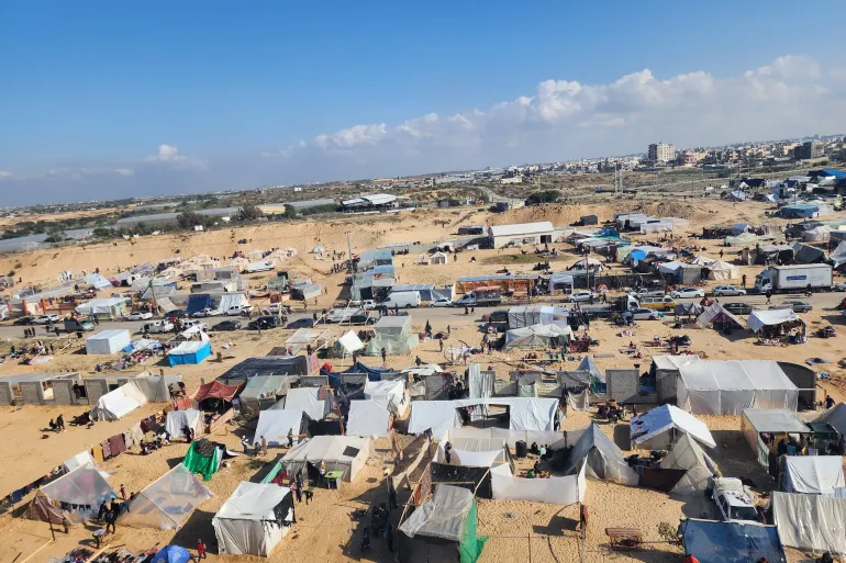 وسائل إعلام إسرائيلية تكشف عن مخطط لتهجير فلسطينيي غزة