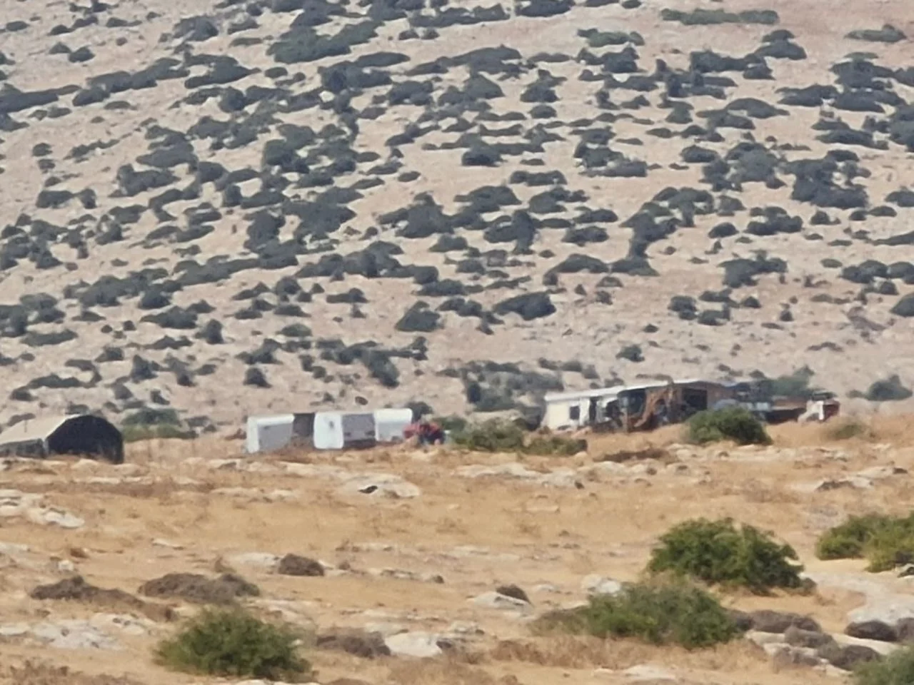 اسرائيل تزيد من أعماله الاستيطانية ودعوات فلسطينية للمقاومة الشعبية