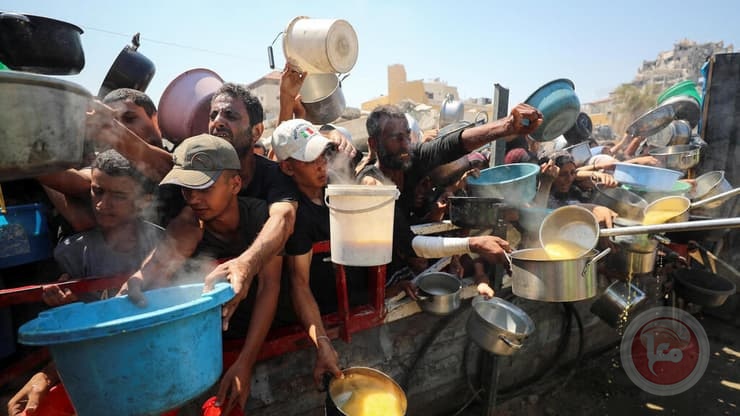اسرائيل تعترف بالمجاعة..وتقرر السماح بإسقاط المساعدات جوا في غزة